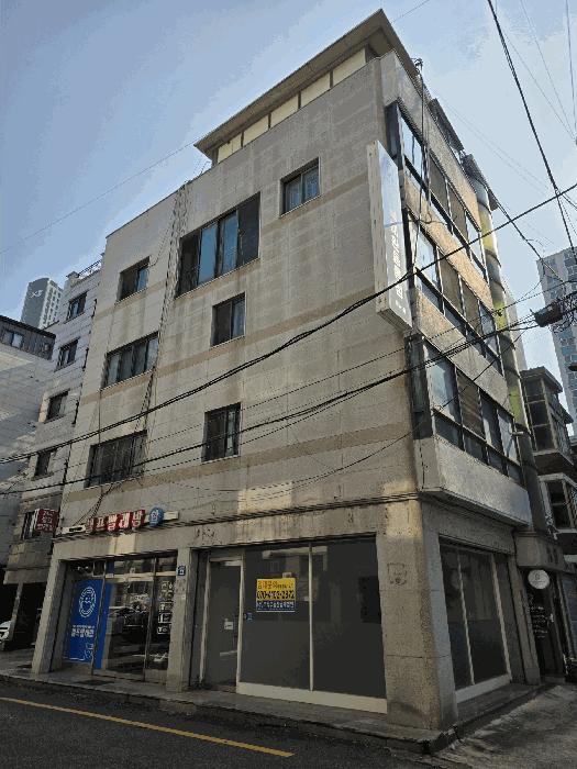2025타경104214 경매 물건 대표 사진