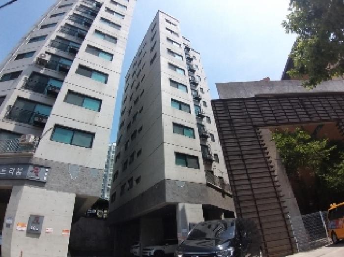 2025타경9561 경매 물건 대표 사진