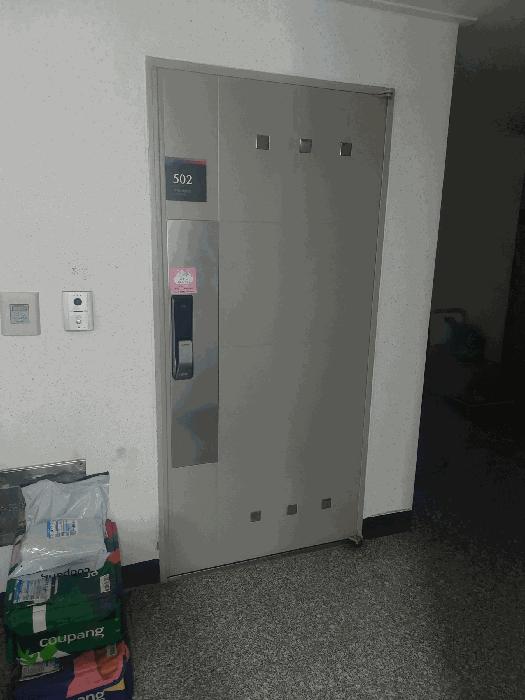 2025타경101242 경매 물건 대표 사진