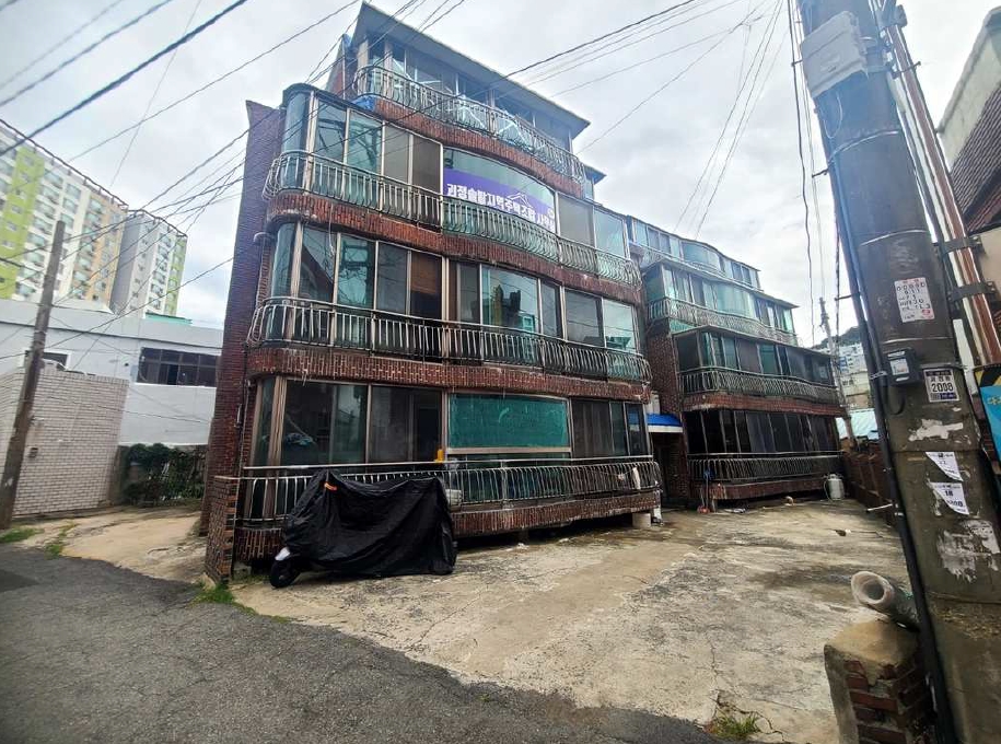 2025타경101863 경매 물건 대표 사진