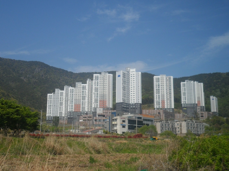2025타경21276 통영지원 아파트 법원경매 사진